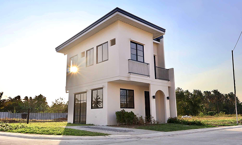 Image of the "Sentro" detached house business in the Philippines